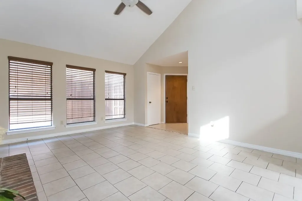 2426 Centaurus Drive Garland TX 75044