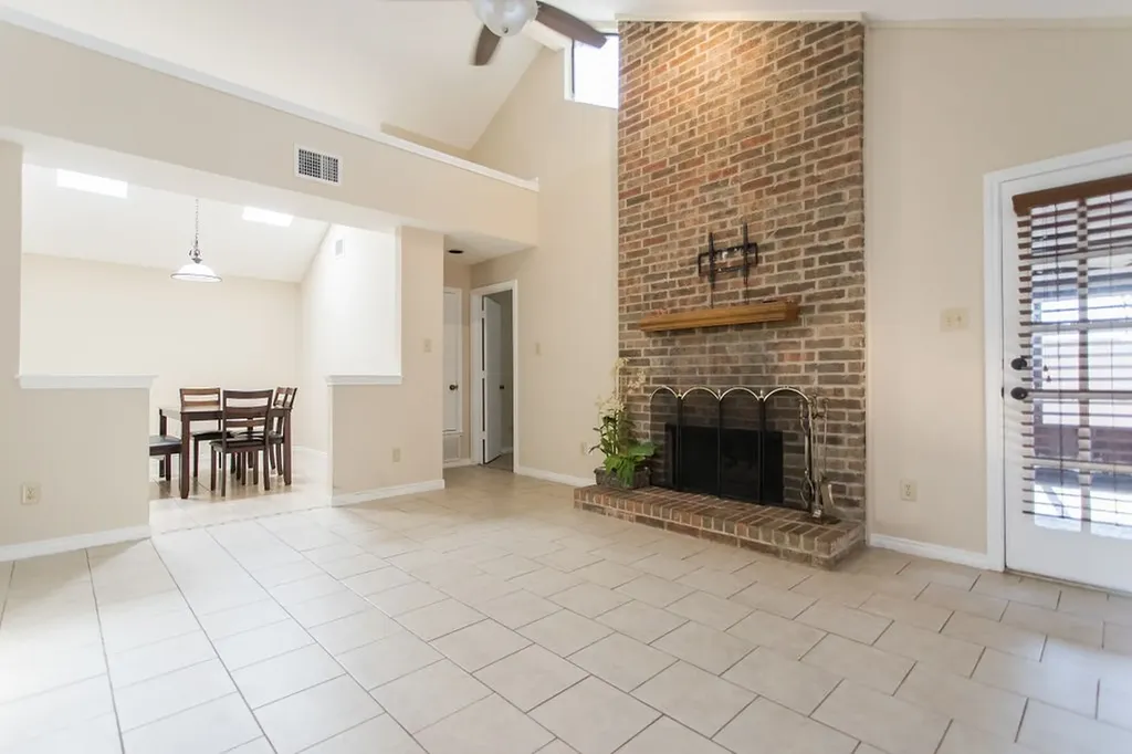 2426 Centaurus Drive Garland TX 75044
