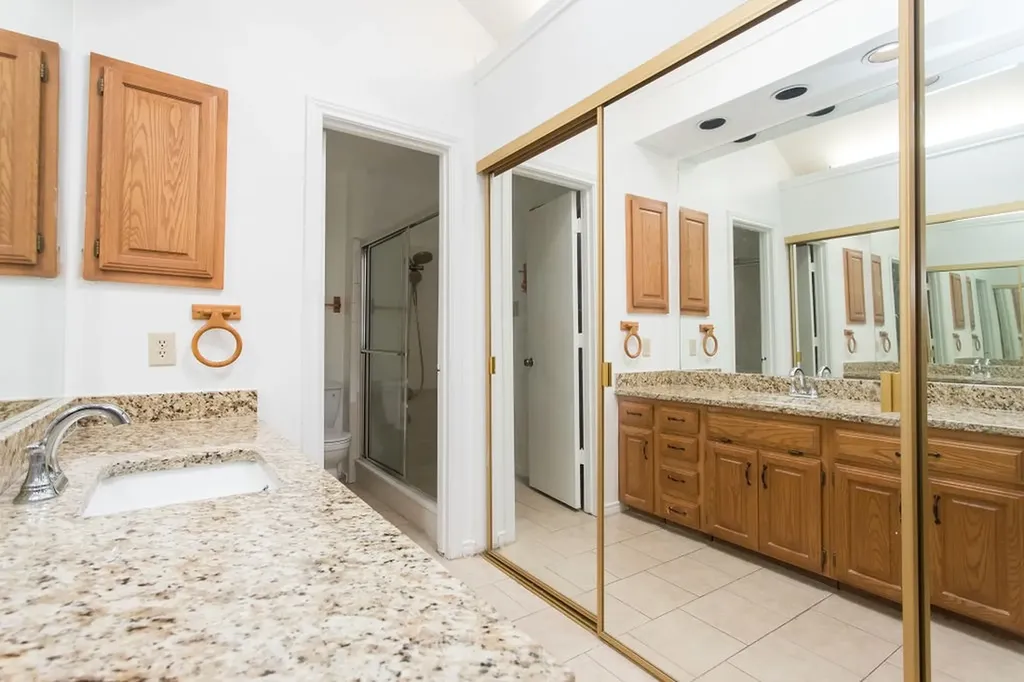 2426 Centaurus Drive Garland TX 75044
