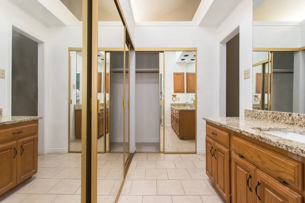 2426 Centaurus Drive Garland TX 75044