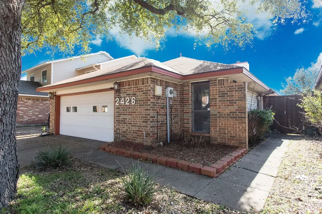 2426 Centaurus Drive Garland TX 75044