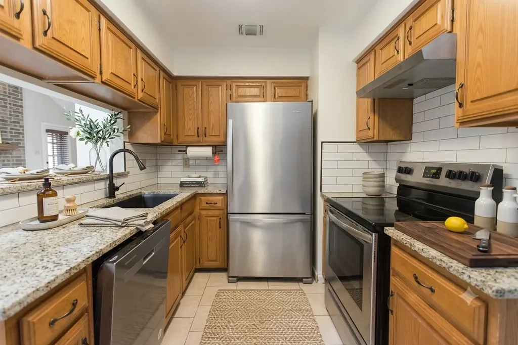 2426 Centaurus Drive Garland TX 75044