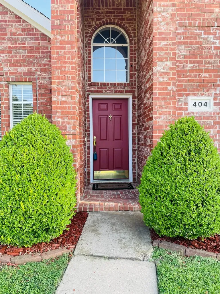 404 Belmont Court Lewisville TX 75067