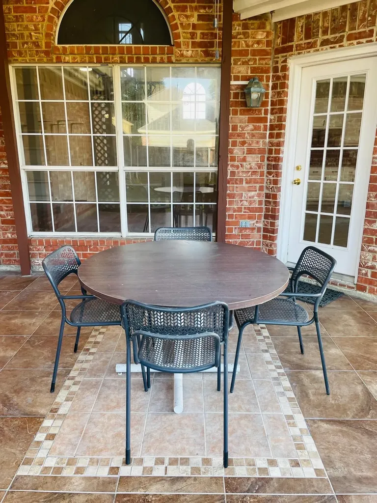 404 Belmont Court Lewisville TX 75067