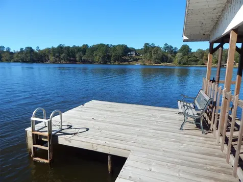 3073 East Lake Gladewater TX 75647