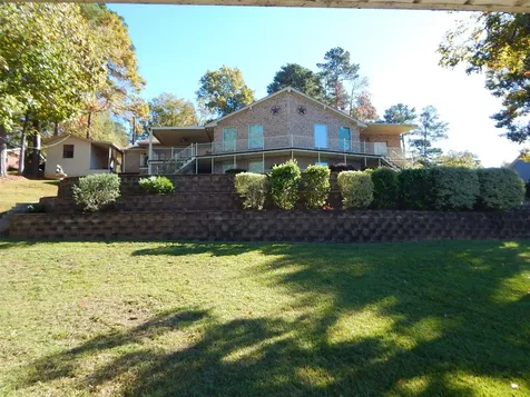 3073 East Lake Gladewater TX 75647