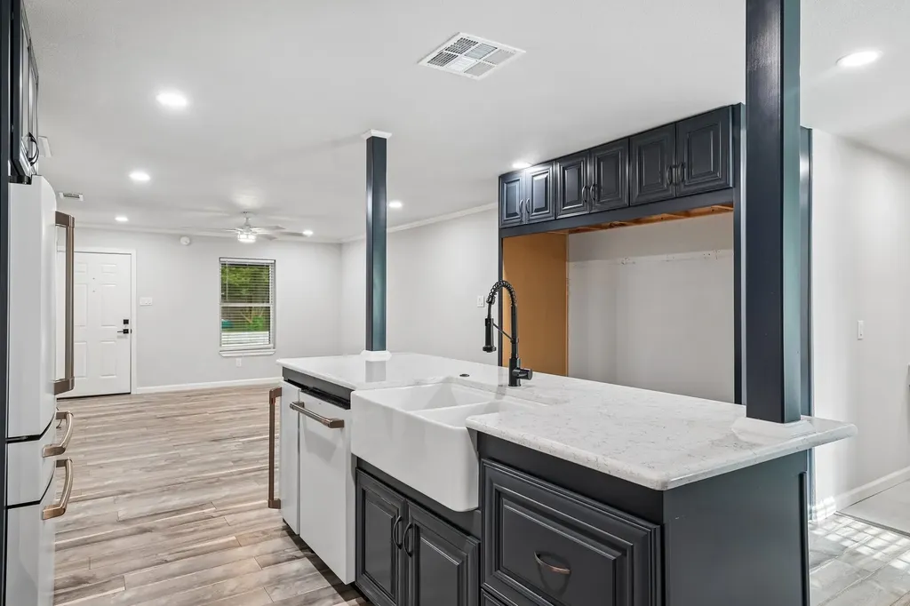 511 Commerce Street Kemp TX 75143