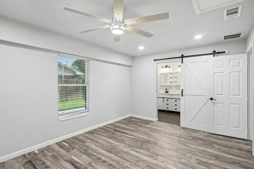 511 Commerce Street Kemp TX 75143