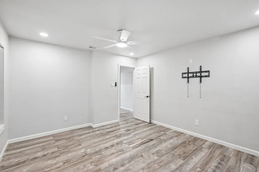 511 Commerce Street Kemp TX 75143