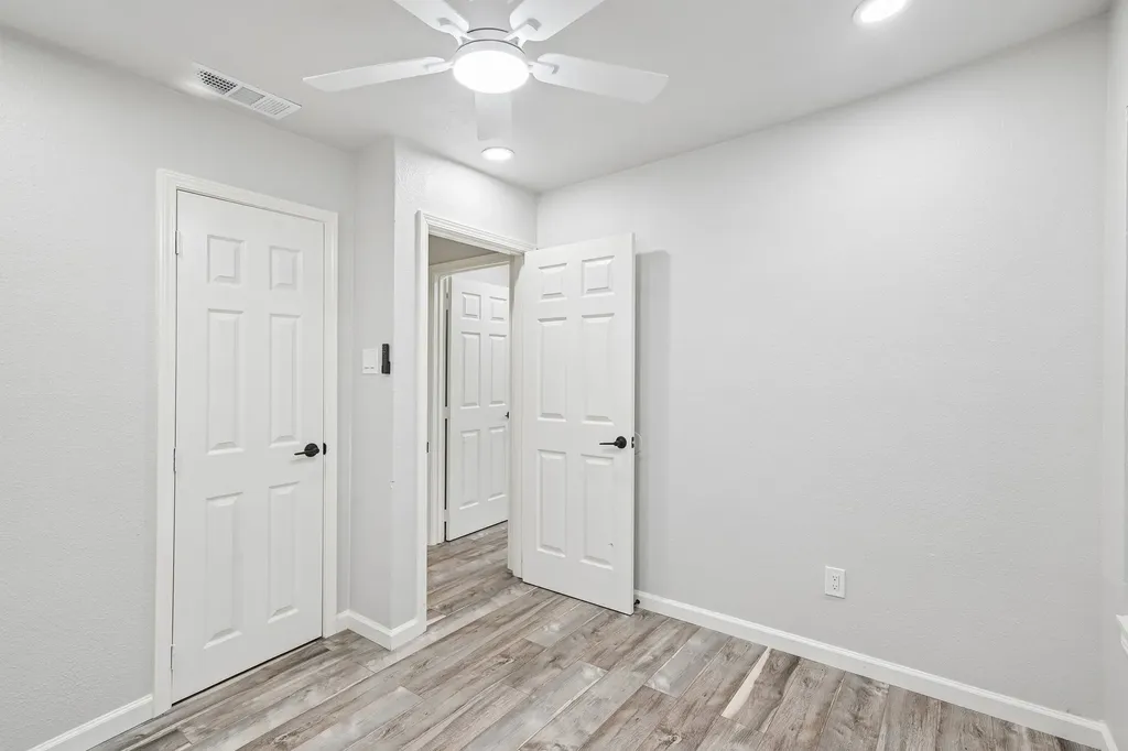 511 Commerce Street Kemp TX 75143