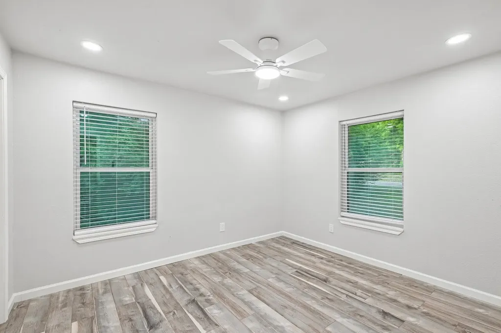 511 Commerce Street Kemp TX 75143
