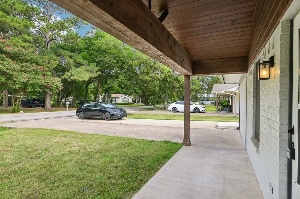 511 Commerce Street Kemp TX 75143