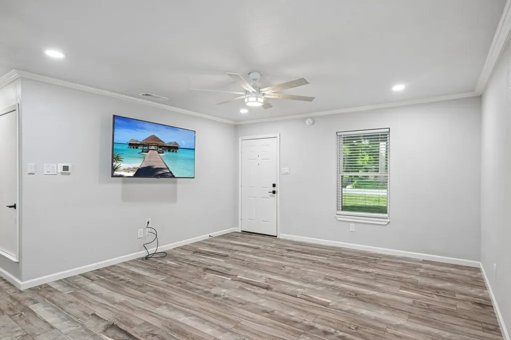 511 Commerce Street Kemp TX 75143