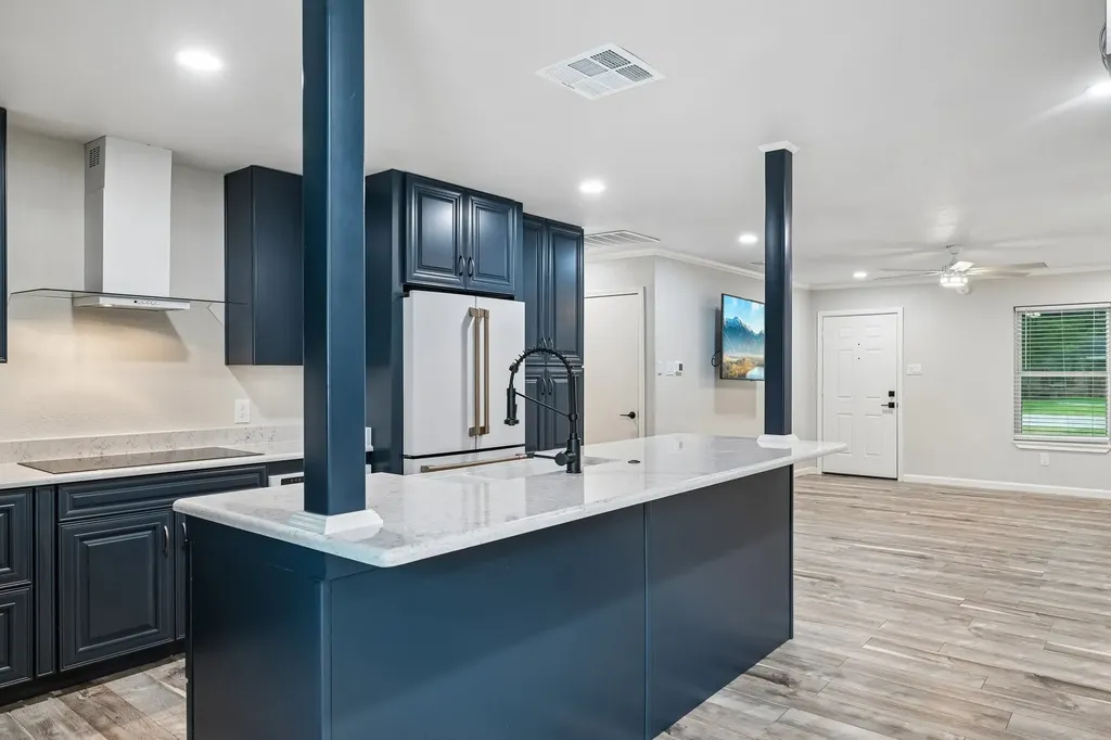 511 Commerce Street Kemp TX 75143