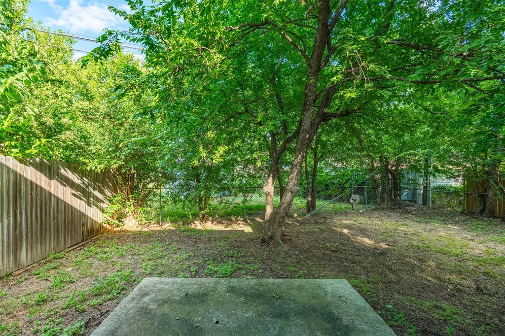 103 Del Rio Avenue Benbrook TX 76126