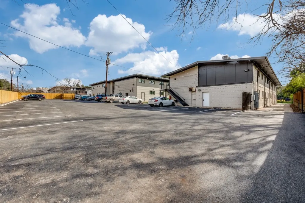 5917 Gaston Avenue Dallas TX 75214