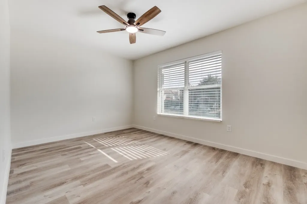 5917 Gaston Avenue Dallas TX 75214