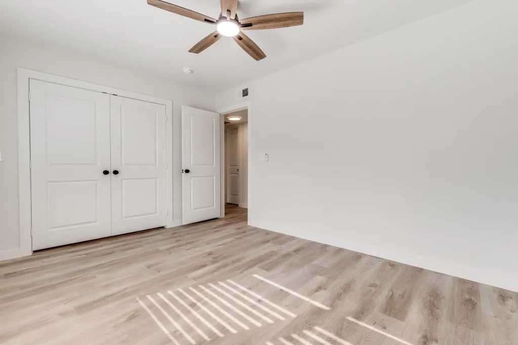 5917 Gaston Avenue Dallas TX 75214
