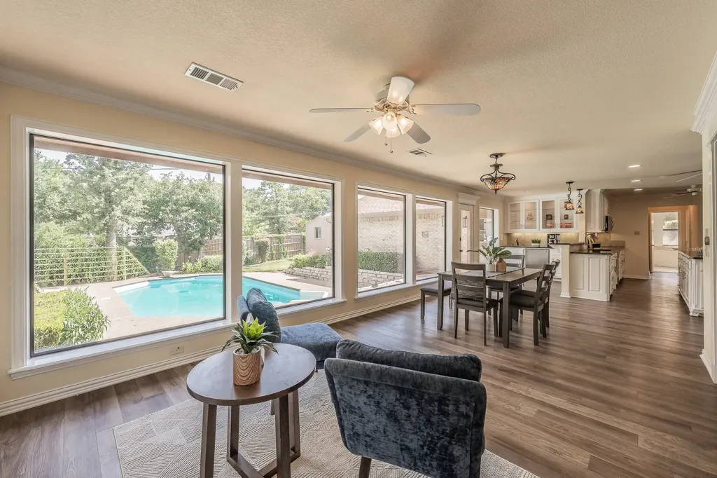 2709 Oak Trail Court Dalworthington Gardens TX 76016