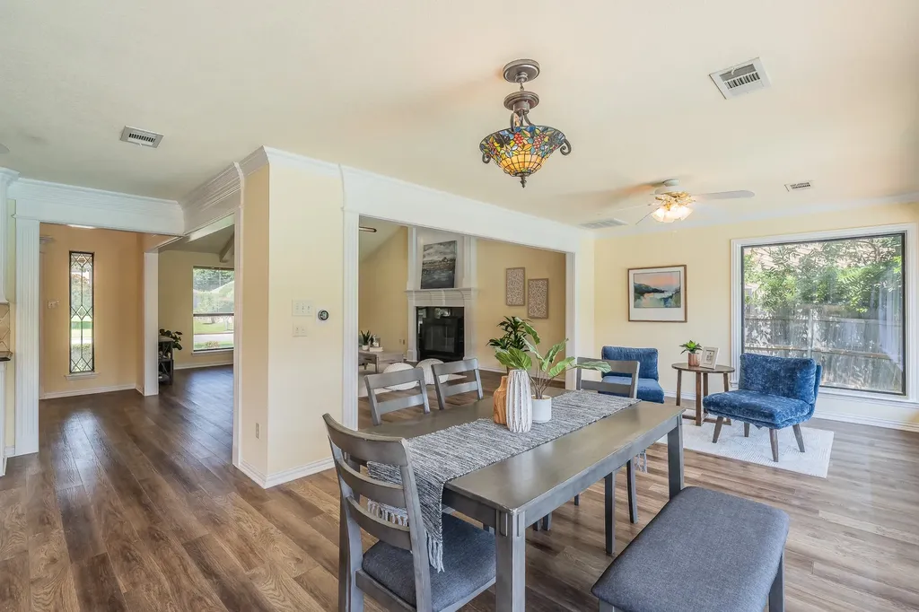 2709 Oak Trail Court Dalworthington Gardens TX 76016