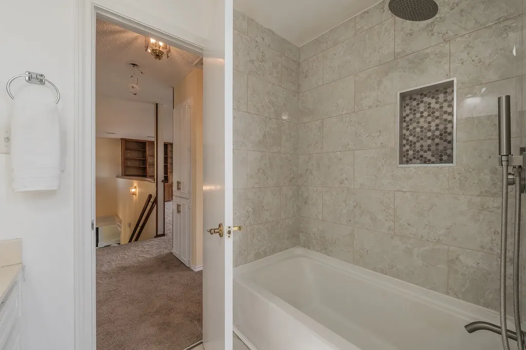 2709 Oak Trail Court Dalworthington Gardens TX 76016
