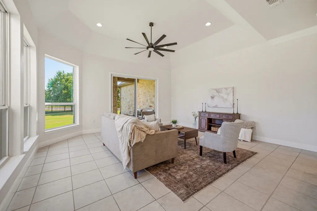 2414 Vineyard Drive Granbury TX 76048