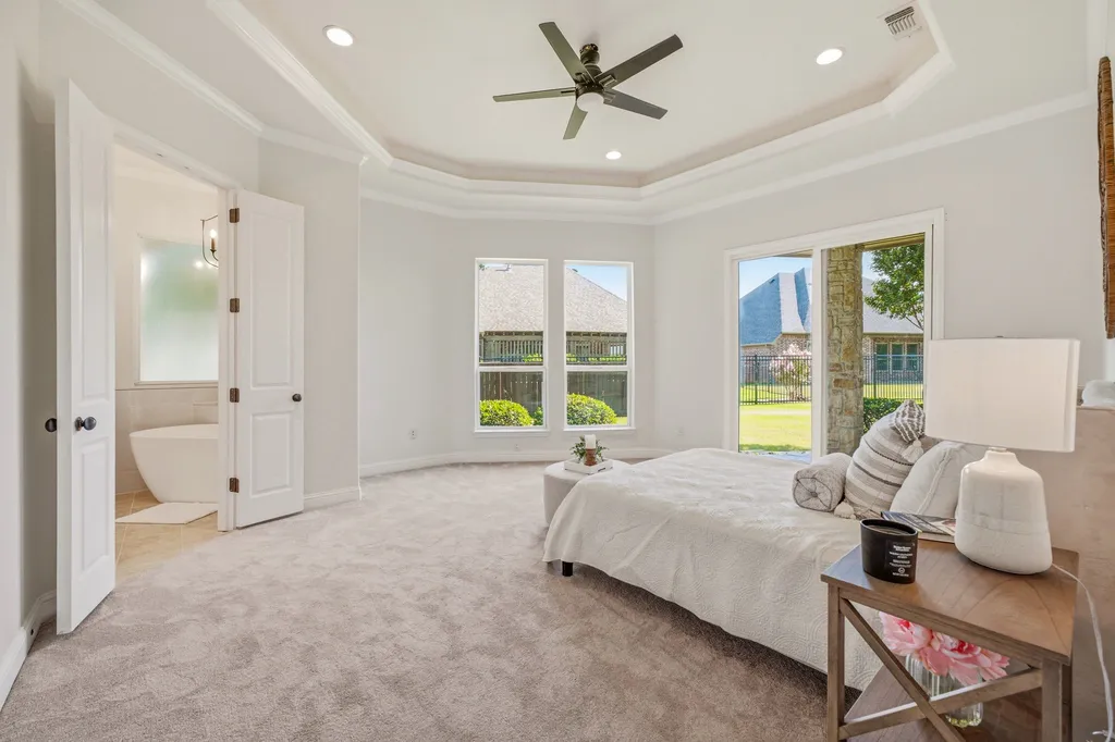 2414 Vineyard Drive Granbury TX 76048