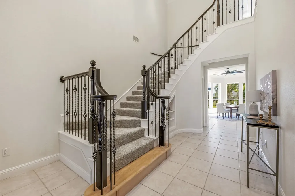 2414 Vineyard Drive Granbury TX 76048
