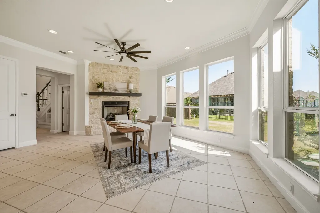 2414 Vineyard Drive Granbury TX 76048