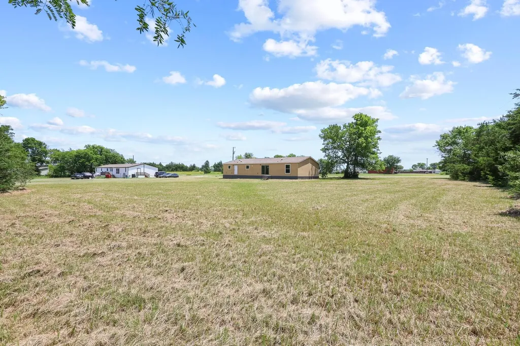 225 Hemby Way Bonham TX 75418