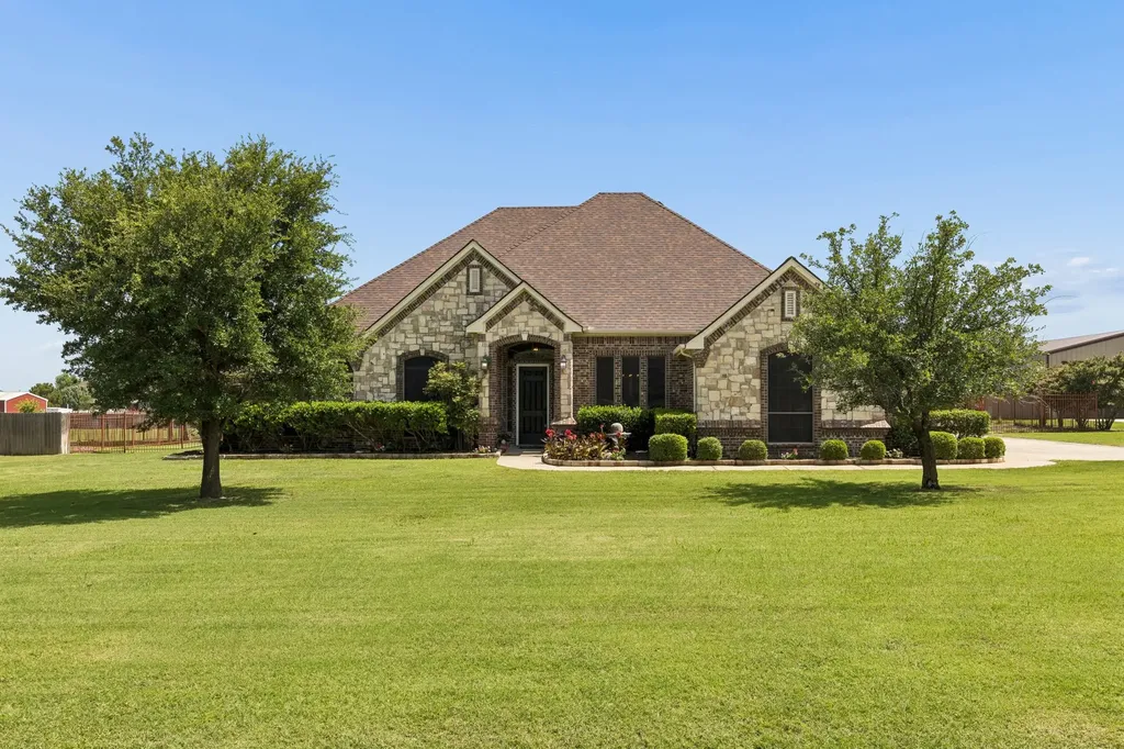 317 Singing Quail Trail Haslet TX 76052