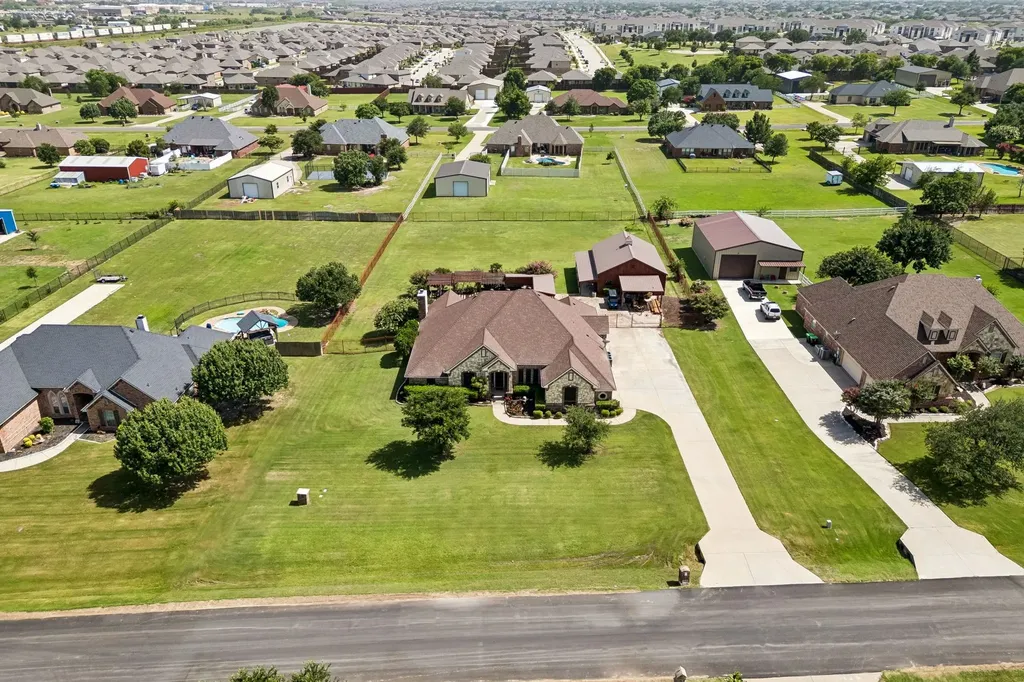 317 Singing Quail Trail Haslet TX 76052