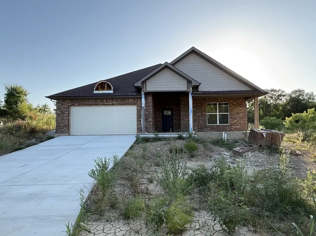 709 Blue Fathom Drive Runaway Bay TX 76426