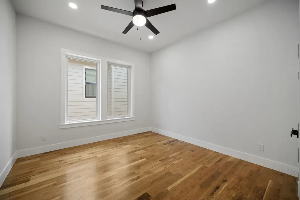 732 Cedar Hill Avenue Dallas TX 75208
