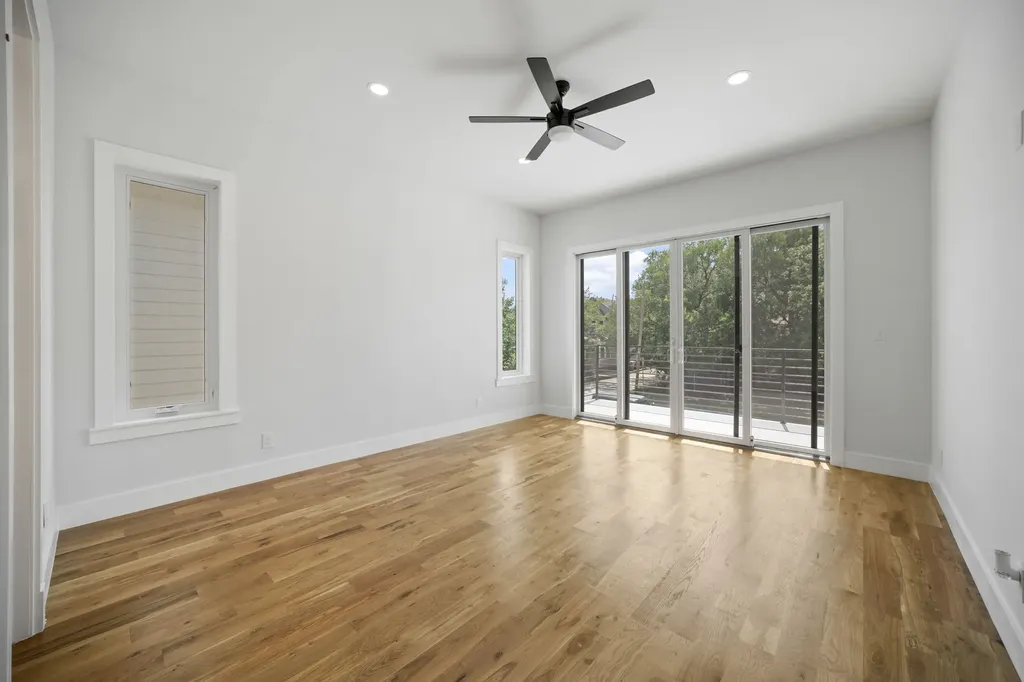 732 Cedar Hill Avenue Dallas TX 75208