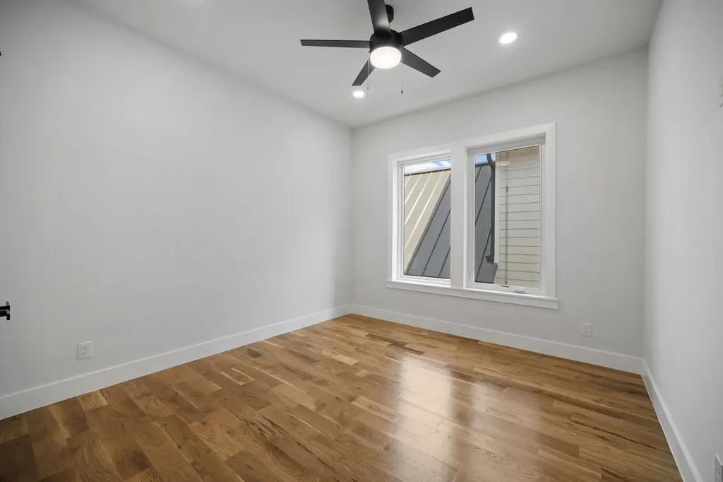732 Cedar Hill Avenue Dallas TX 75208
