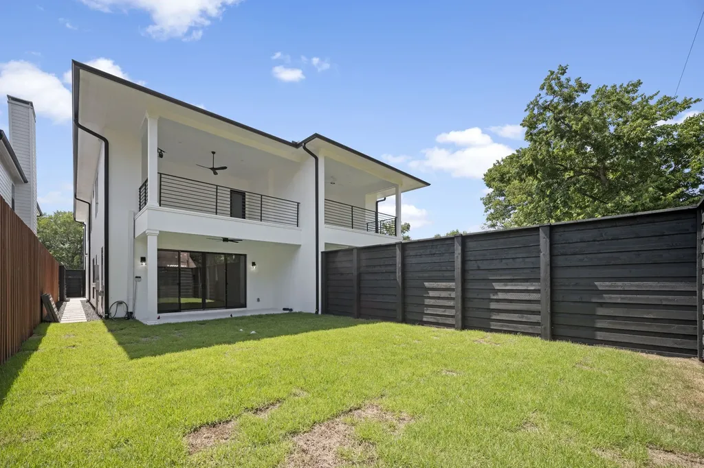 732 Cedar Hill Avenue Dallas TX 75208