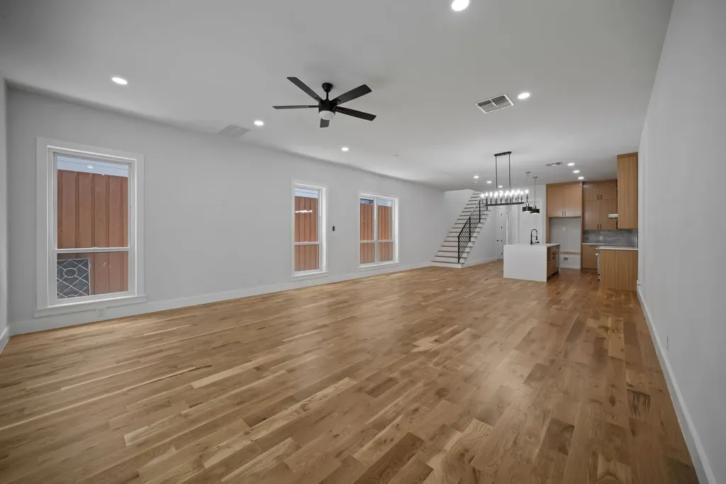 732 Cedar Hill Avenue Dallas TX 75208