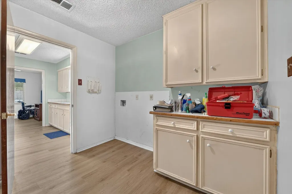 7312 Vanessa Drive Fort Worth TX 76112