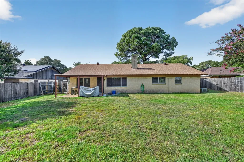 7312 Vanessa Drive Fort Worth TX 76112