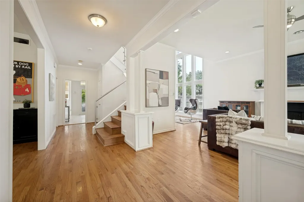 4900 Victor Street Dallas TX 75214