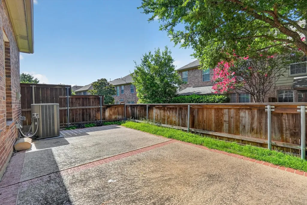 1837 Sandpiper Lane Carrollton TX 75007