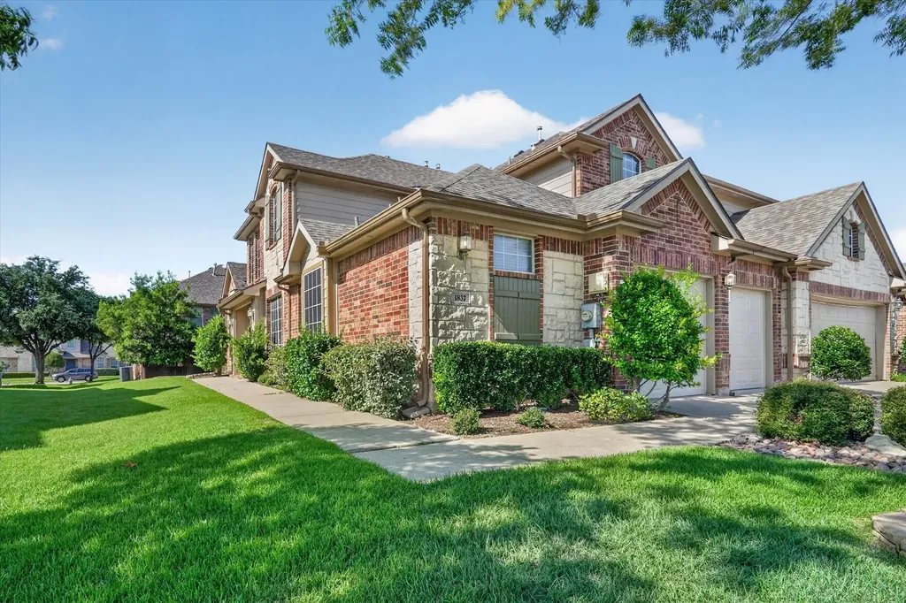1837 Sandpiper Lane Carrollton TX 75007