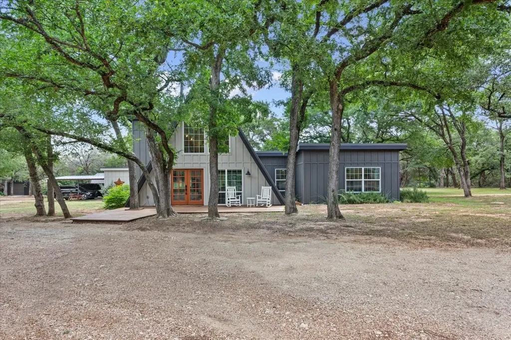 15988 Wortham Bend Road China Spring TX 76633