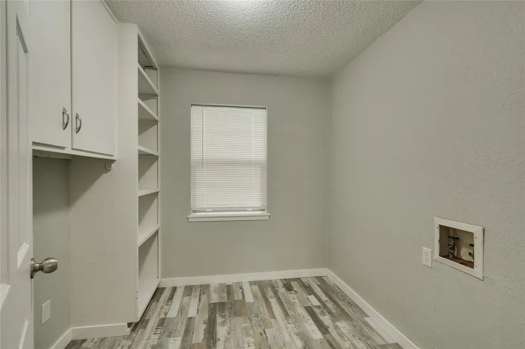 717 N West Avenue Holliday TX 76366
