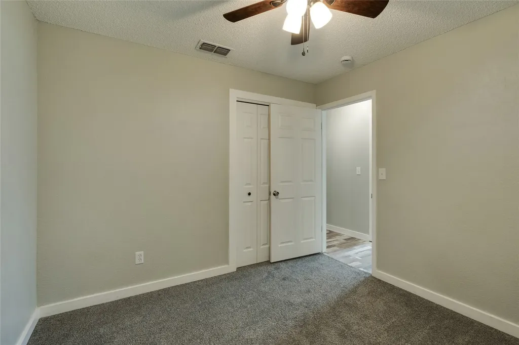 717 N West Avenue Holliday TX 76366