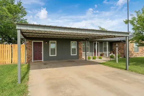 717 N West Avenue Holliday TX 76366