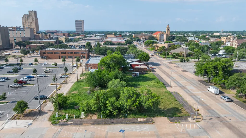 1235 N 6th Street Abilene TX 79601