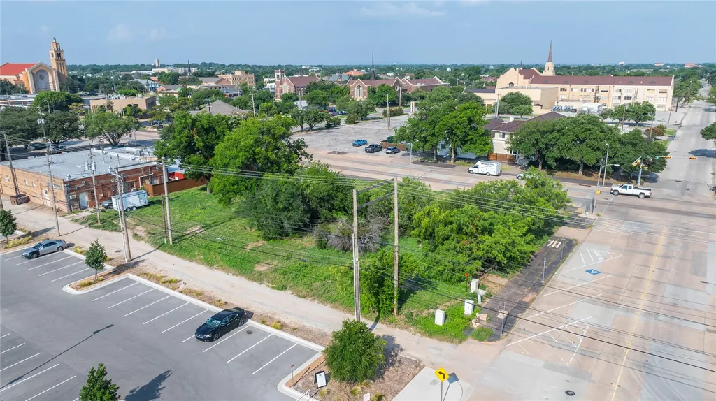 1235 N 6th Street Abilene TX 79601