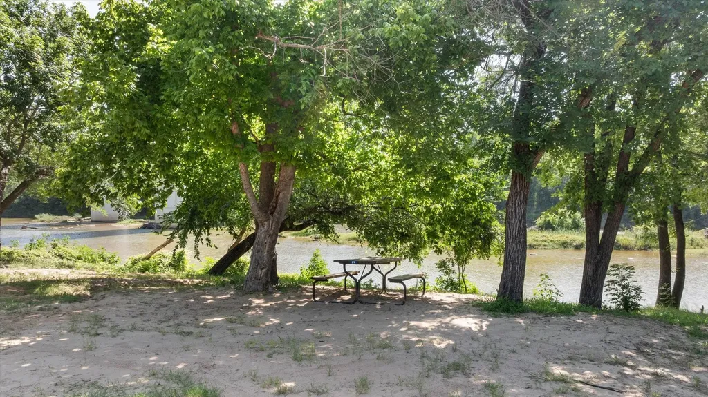 1191 County Road 316 Rainbow TX 76077